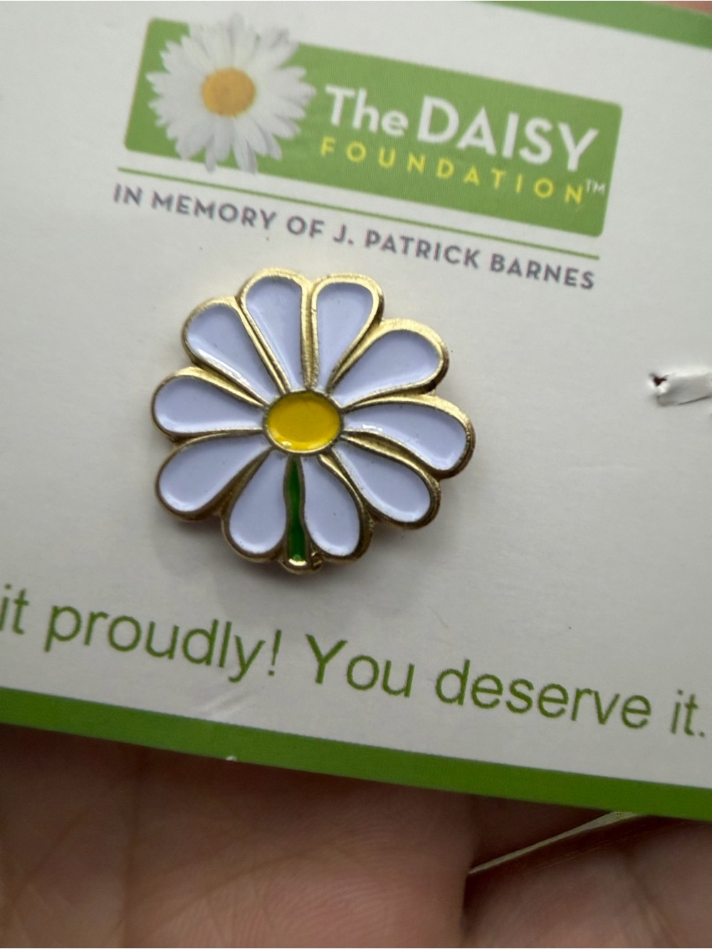 The DAISY Foundation Daisy Enamel Pin - White & Yellow